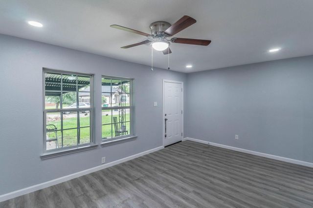 4118 Groton Drive, Houston, TX 77047