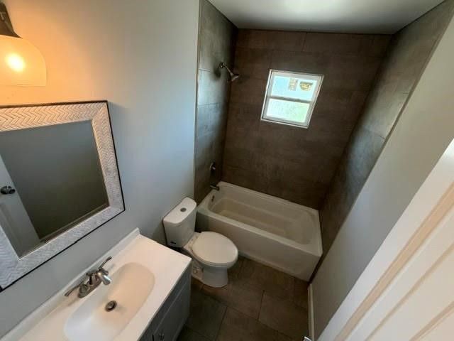 723 N Marsalis Avenue 205, Dallas, TX 75203