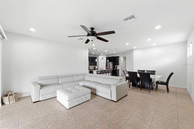 14130 BARRINGTON STOWERS DRIVE, Lithia, FL 33547