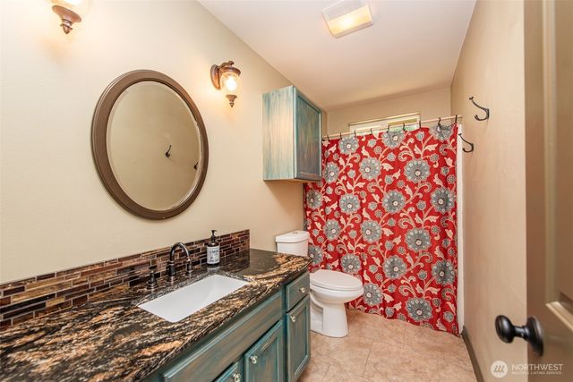 20 Doe Run Road, Sequim, WA 98382