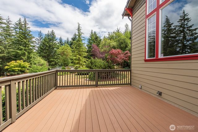 20 Doe Run Road, Sequim, WA 98382