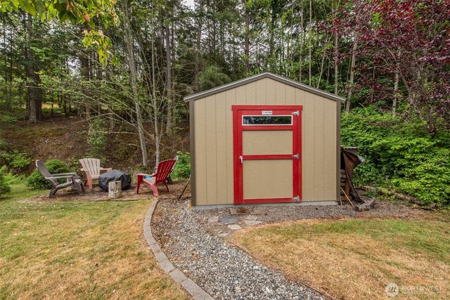20 Doe Run Road, Sequim, WA 98382