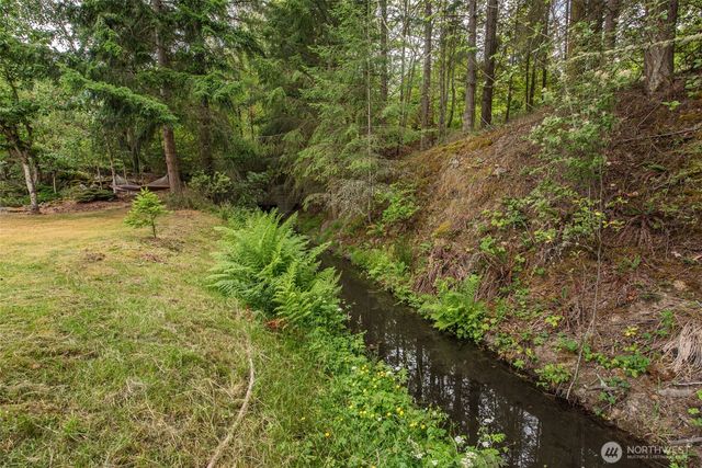 20 Doe Run Road, Sequim, WA 98382