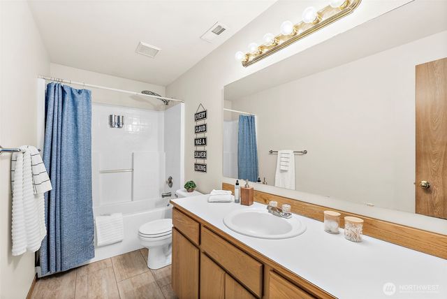 1504 102nd Street E, Tacoma, WA 98445