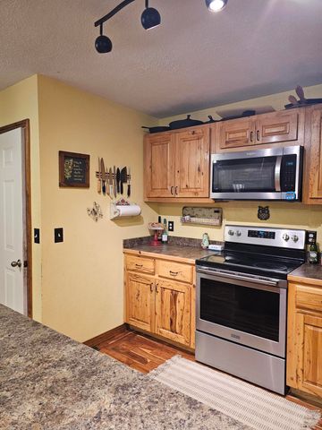 1548 E 380th Road, Bolivar, MO 65613