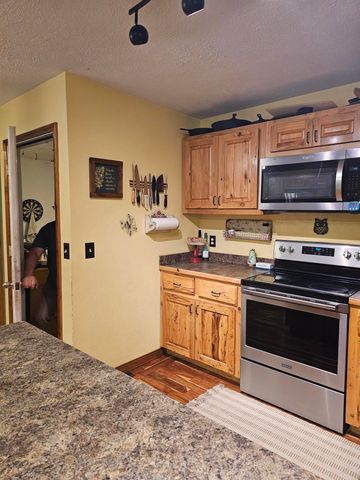 1548 E 380th Road, Bolivar, MO 65613