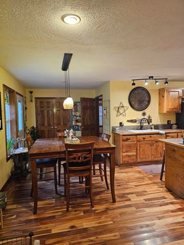 1548 E 380th Road, Bolivar, MO 65613