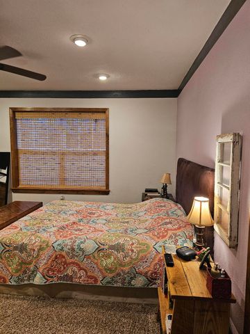 1548 E 380th Road, Bolivar, MO 65613