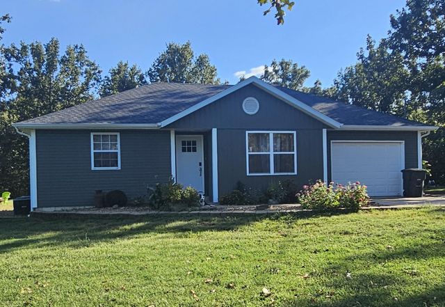 1548 E 380th Road, Bolivar, MO 65613