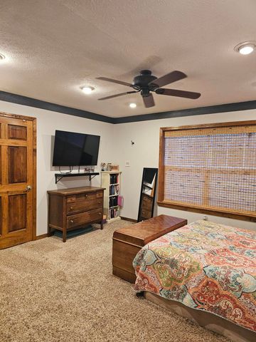 1548 E 380th Road, Bolivar, MO 65613