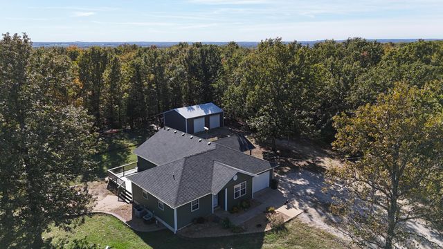 1548 E 380th Road, Bolivar, MO 65613