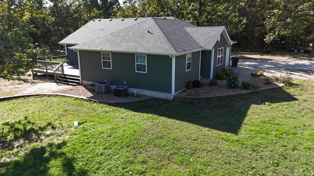 1548 E 380th Road, Bolivar, MO 65613