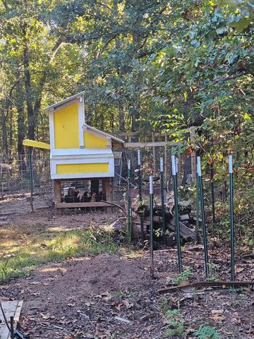 1548 E 380th Road, Bolivar, MO 65613