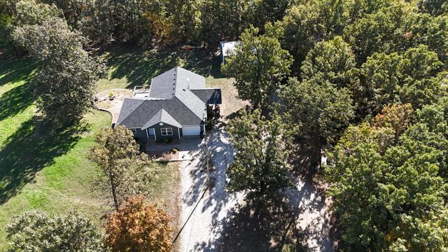 1548 E 380th Road, Bolivar, MO 65613