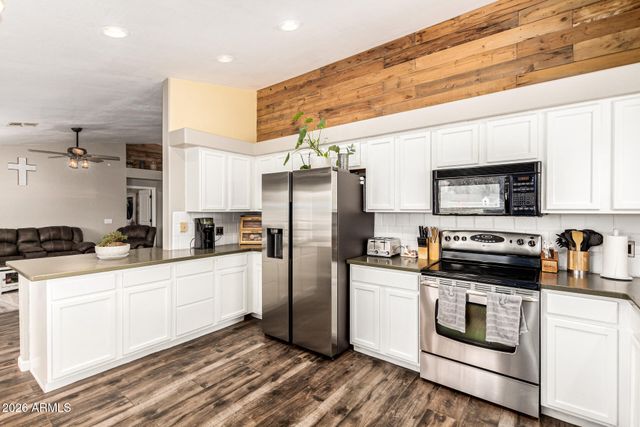 18333 E SUNNYDALE Drive, Queen Creek, AZ 85142