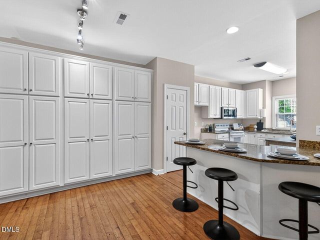 2110 White Pond Court, Apex, NC 27523