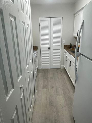 6104 CURRY FORD ROAD 207, Orlando, FL 32822