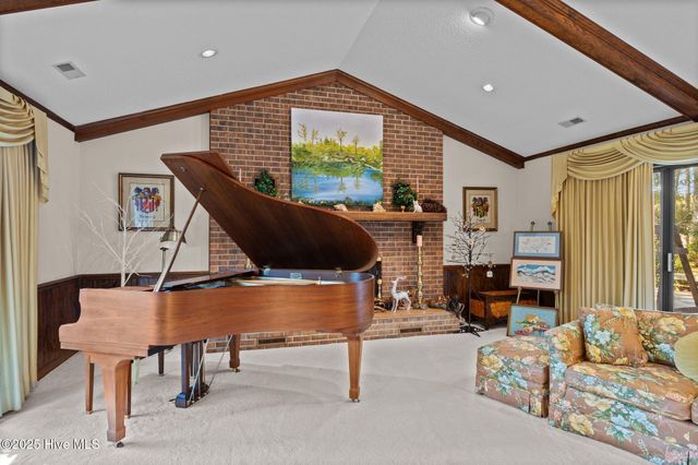 311 Lord Granville Drive, Morehead City, NC 28557