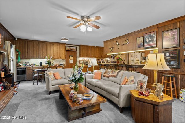 311 Lord Granville Drive, Morehead City, NC 28557