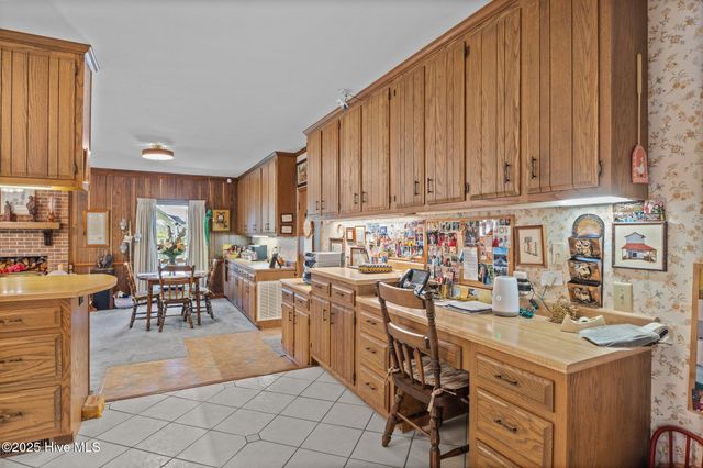 311 Lord Granville Drive, Morehead City, NC 28557