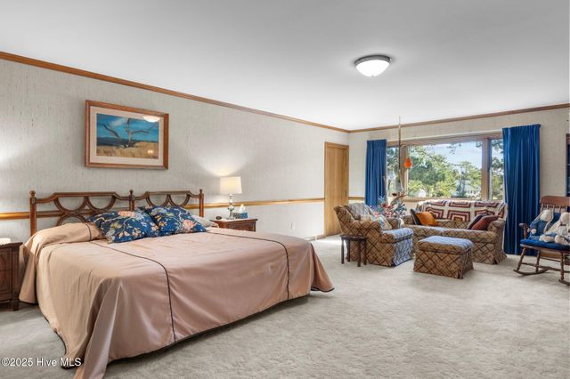 311 Lord Granville Drive, Morehead City, NC 28557