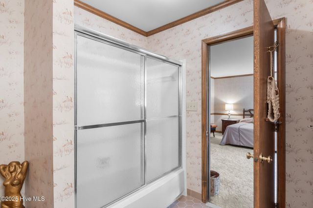 311 Lord Granville Drive, Morehead City, NC 28557