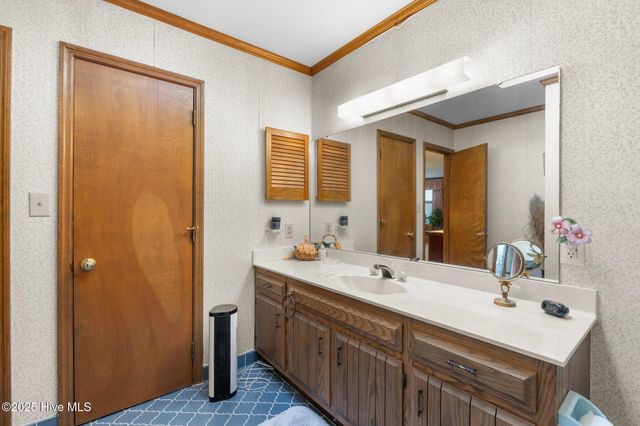 311 Lord Granville Drive, Morehead City, NC 28557