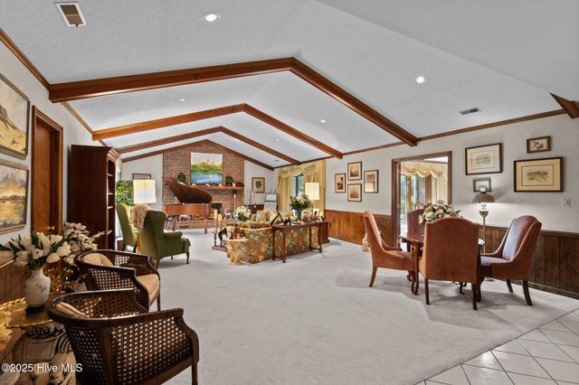 311 Lord Granville Drive, Morehead City, NC 28557