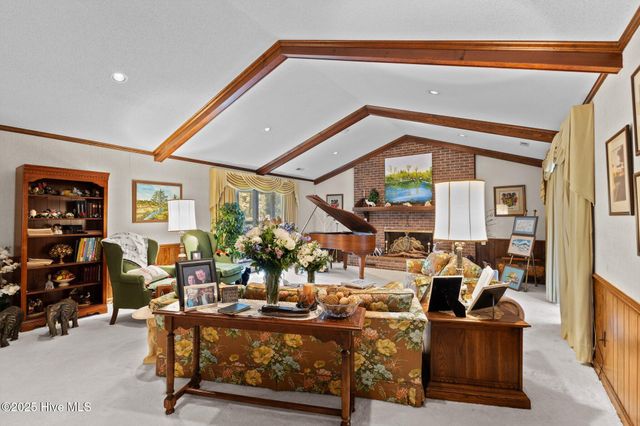 311 Lord Granville Drive, Morehead City, NC 28557