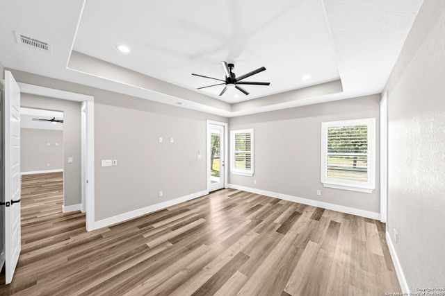 281 Cibolo, La Vernia, TX 78121