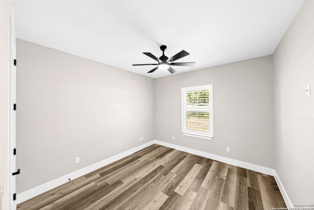 281 Cibolo, La Vernia, TX 78121