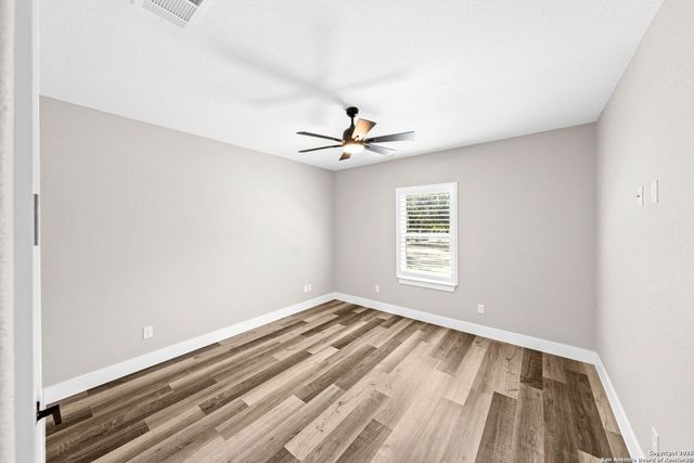 281 Cibolo, La Vernia, TX 78121