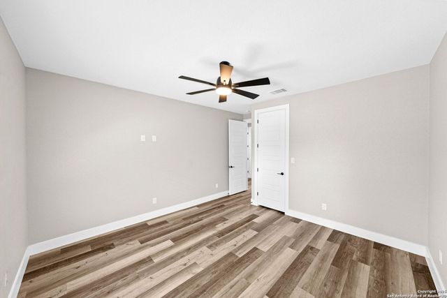 281 Cibolo, La Vernia, TX 78121