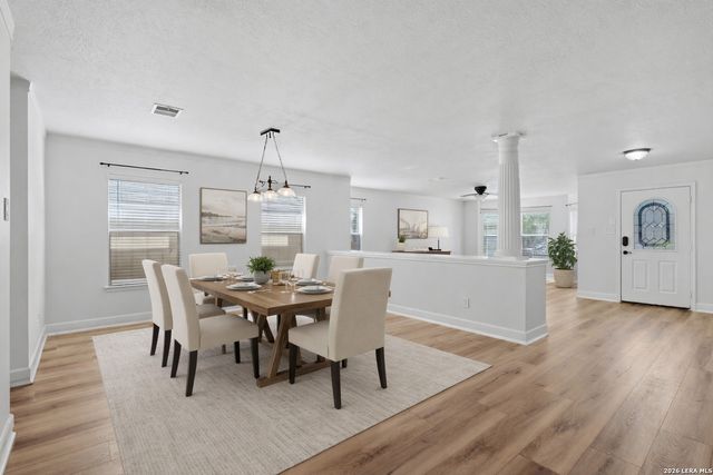 1527 Jasmine Dr, Schertz, TX 78154