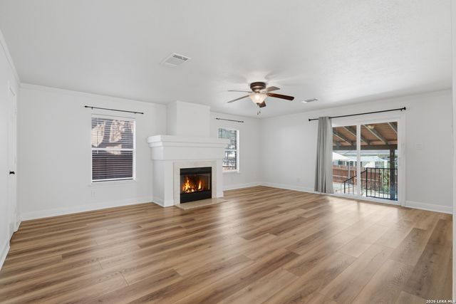 1527 Jasmine Dr, Schertz, TX 78154