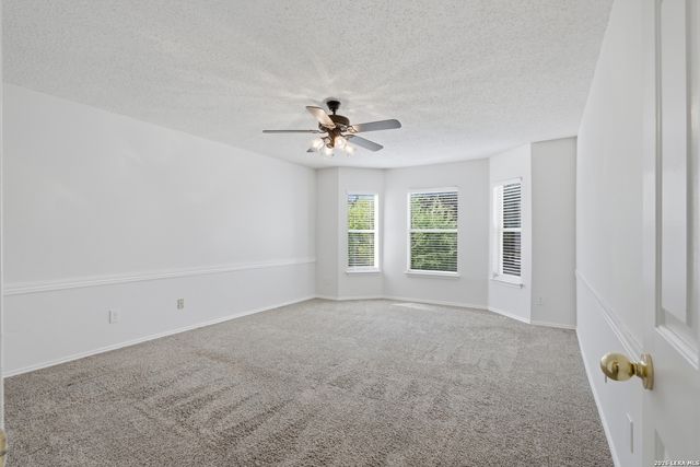 1527 Jasmine Dr, Schertz, TX 78154