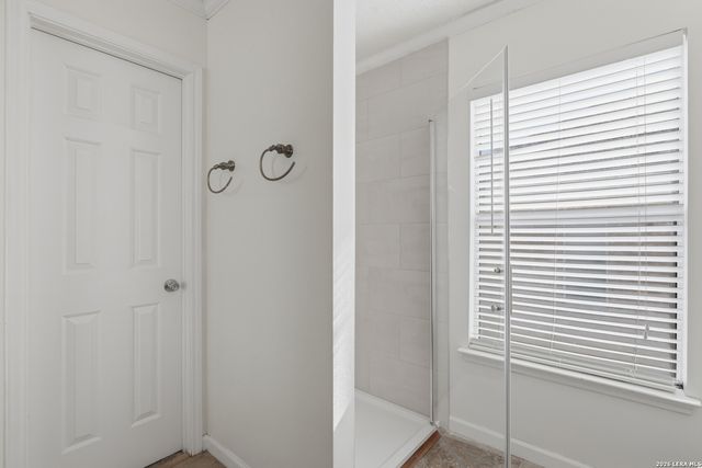 1527 Jasmine Dr, Schertz, TX 78154