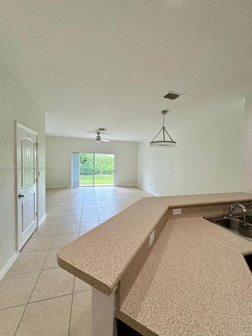 3526 NW 29th Court 3526, Lauderdale Lakes, FL 33311