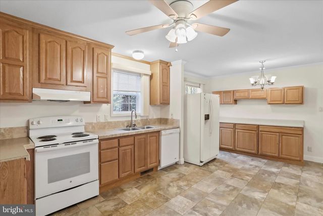 88 HOMESTEAD LN, Romney, WV 26757