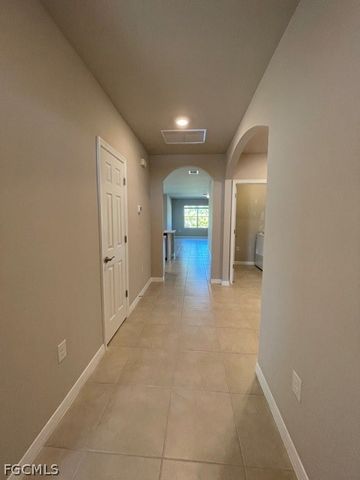 3152 Cozumel CT, Cape Coral, FL 33909