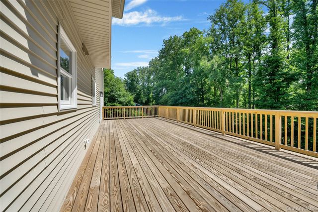 35 Shady Brook Lane, Cortlandt Manor, NY 10567