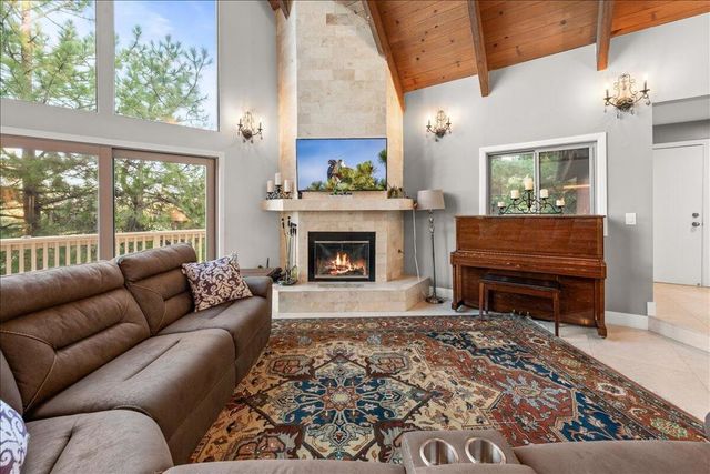 27621 Cedarwood Drive, Lake Arrowhead, CA 92352