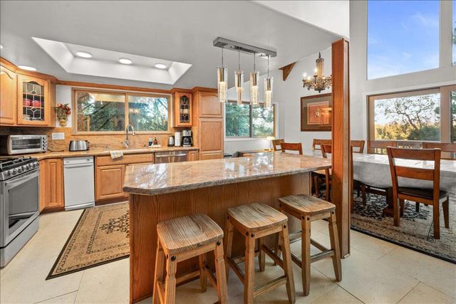 27621 Cedarwood Drive, Lake Arrowhead, CA 92352