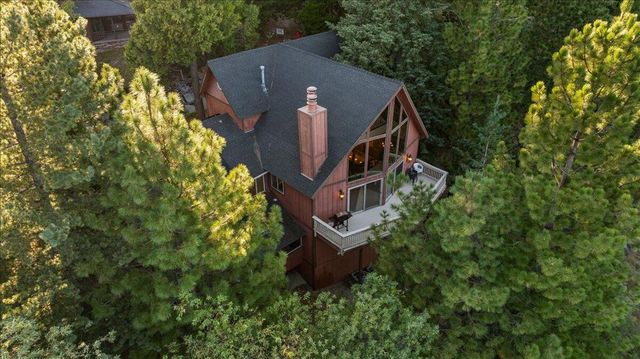 27621 Cedarwood Drive, Lake Arrowhead, CA 92352
