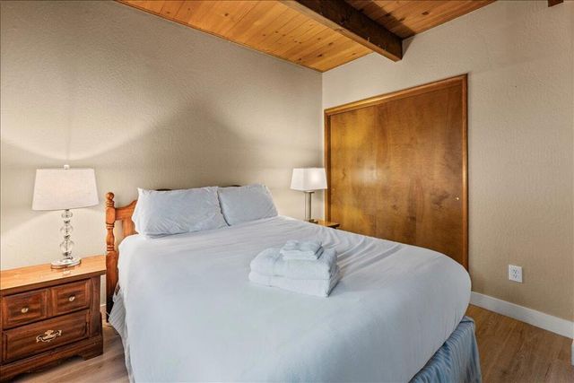 27621 Cedarwood Drive, Lake Arrowhead, CA 92352