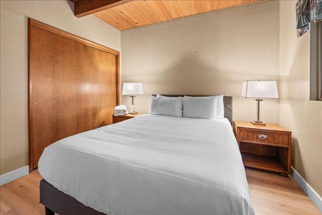 27621 Cedarwood Drive, Lake Arrowhead, CA 92352