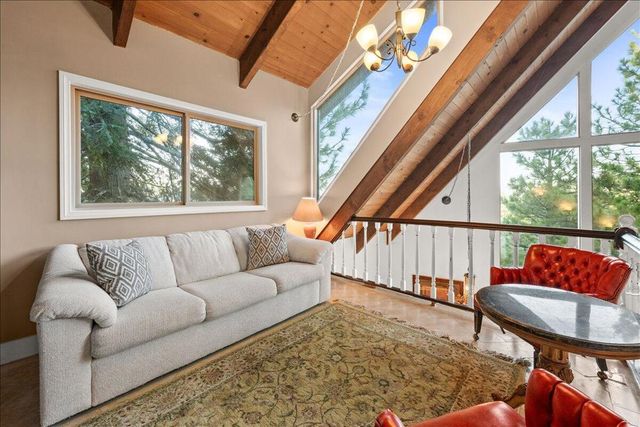 27621 Cedarwood Drive, Lake Arrowhead, CA 92352