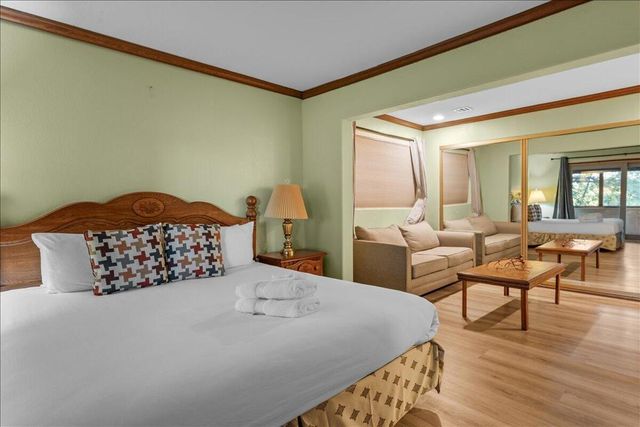 27621 Cedarwood Drive, Lake Arrowhead, CA 92352