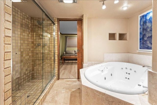 27621 Cedarwood Drive, Lake Arrowhead, CA 92352