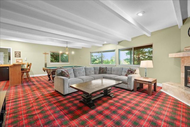 27621 Cedarwood Drive, Lake Arrowhead, CA 92352